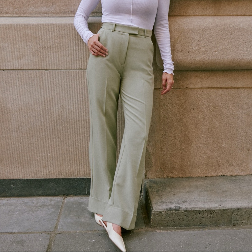 NWT Abercrombie & Fitch Cuffed Hem Tailored Wide Leg Pant